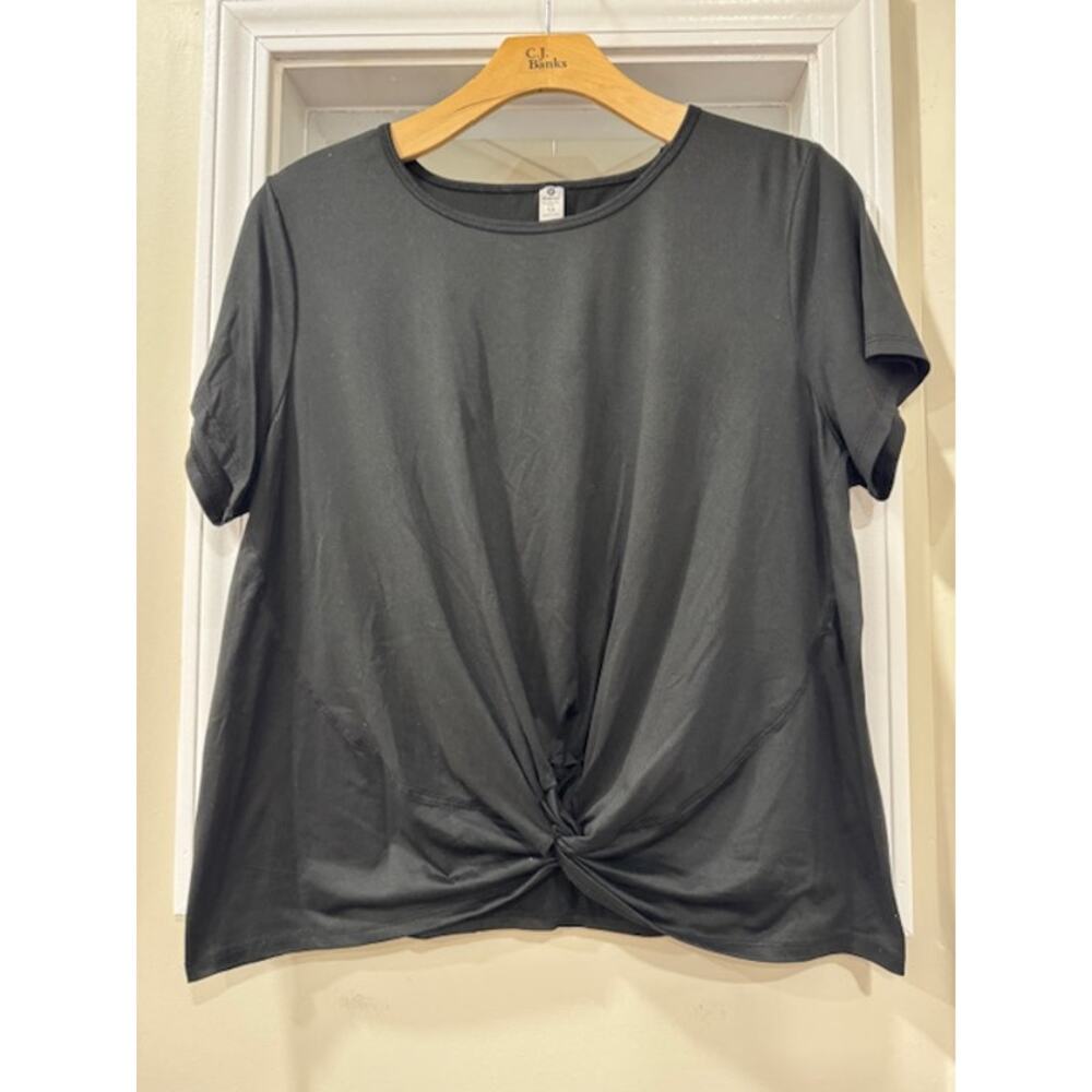 Velocity Kelly Front Twist Top